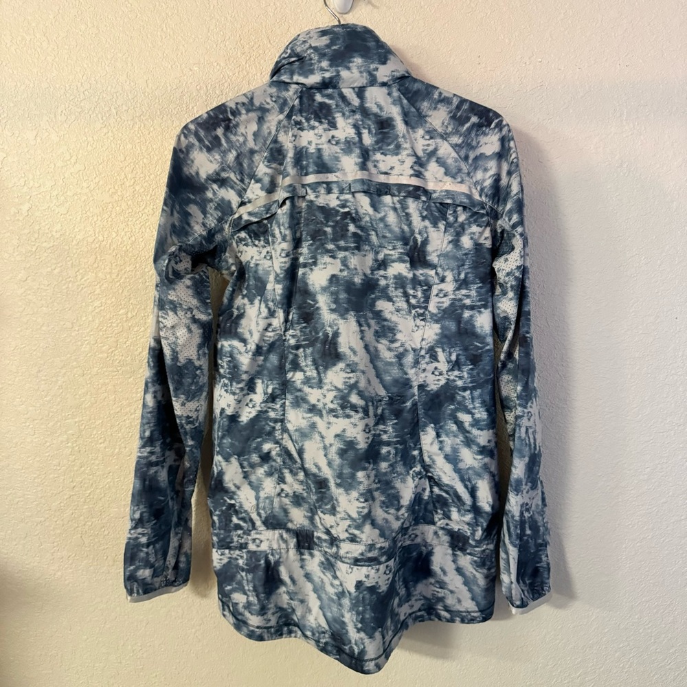Lululemon Miss Misty Jacket Full Zip Winderbreaker Alberta Silver Fox Blue S - Picture 7 of 13